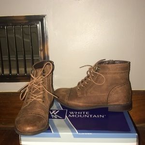 White mountain Tate boots